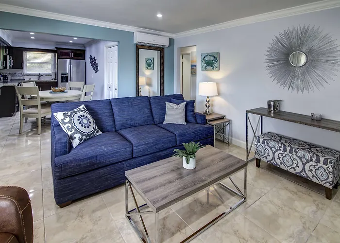 May-Dee Suites In Florida